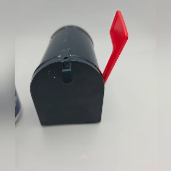 White Goose Geese Collectibles Mailbox Metal Coffee Cup W/ One Chip Cottagecore - Picture 6 of 7